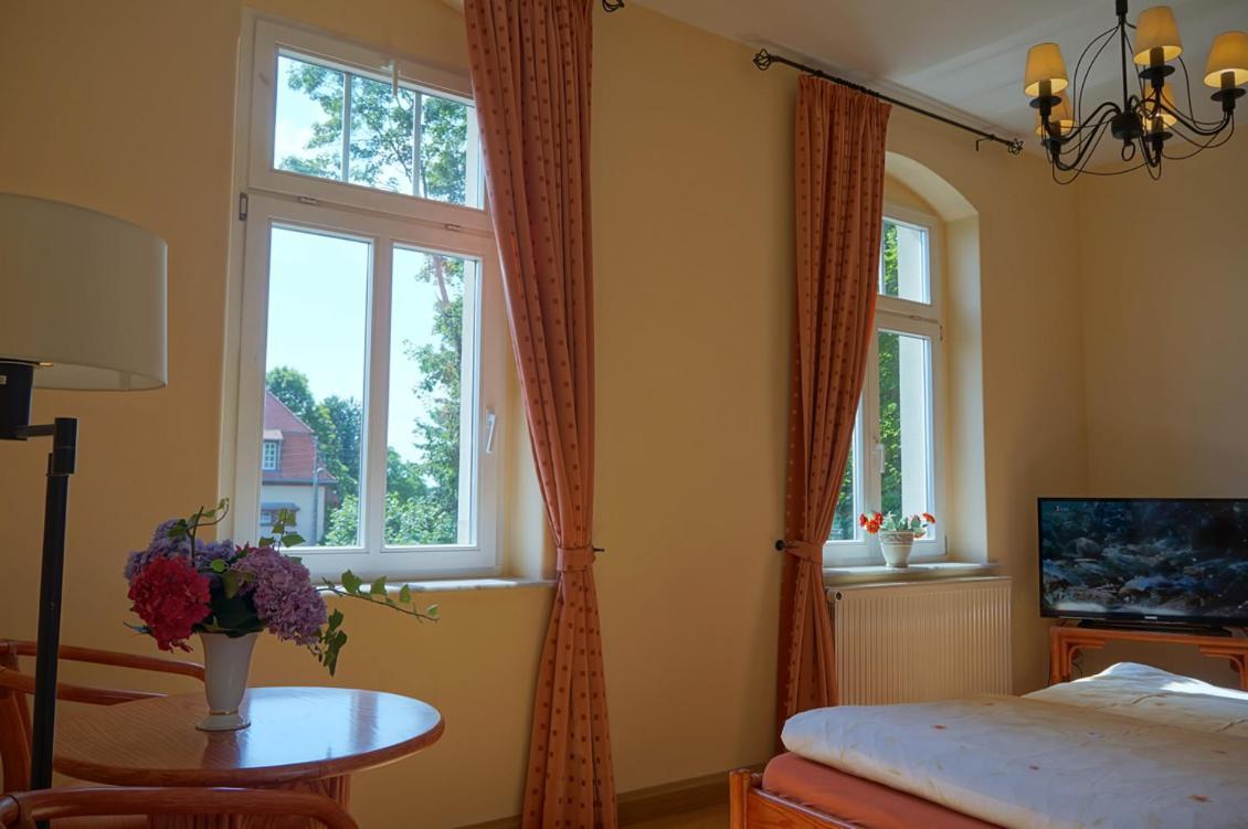 Hotel-Appartement-Villa Ulenburg Дрезден Екстер'єр фото